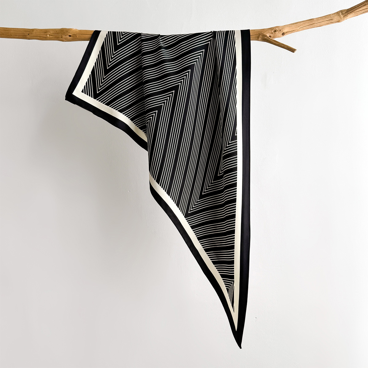 Trendy Bandana 100% Moerbei Dr - Ascot Neck Scarf recensie en prijs