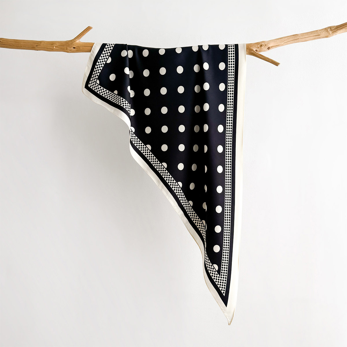 Trendy Bandana 100% Moerbei Dr - Ascot Neck Scarf recensie en prijs